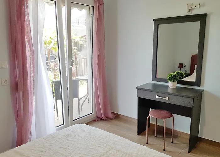 Moloha * Скала-Каллирахис